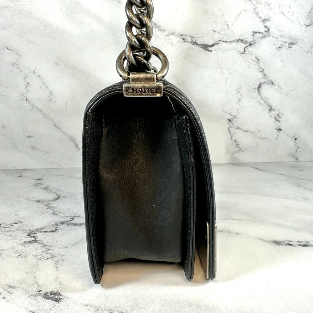 ❌❌ Chanel Boy Bag Metal Old Medium Classic Quilted Black Flap CC Leboy Calfskin - Picture 11 of 16